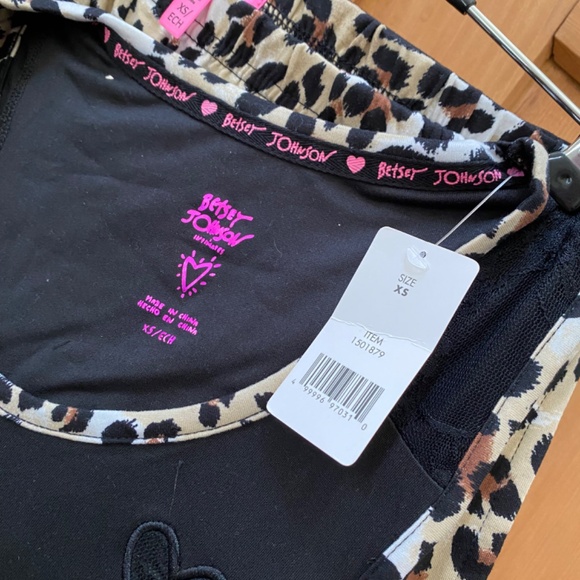 NWT Pajamas - Betsey Johnson 3-piece set Sz XS - Picture 2 of 6